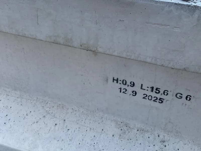 Galeri gambar acak 4